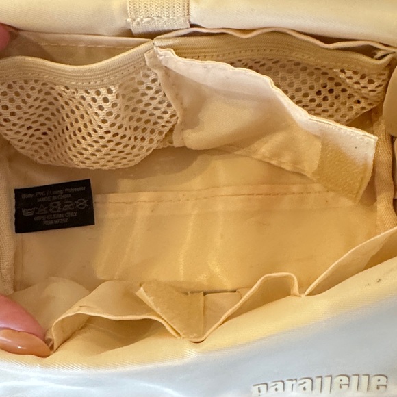 Parallelle The Small Bisque Traveller Makeup Organizer - Picture 9 of 11